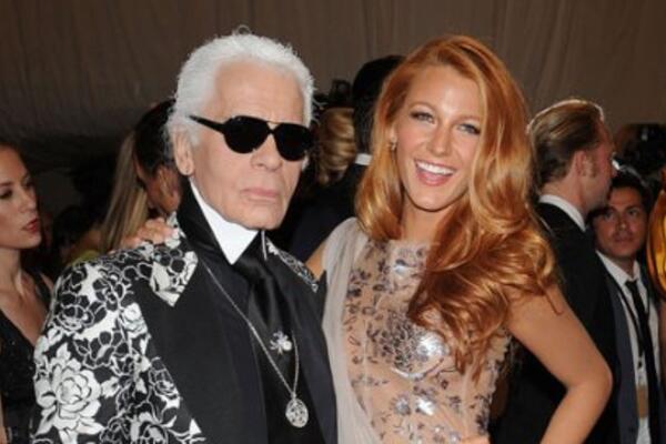 10 лучших платьев от Карла Лагерфельда