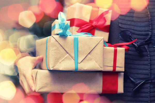 Глоба назвал неудачный день для покупки подарков на Новый год — будьте осторожны