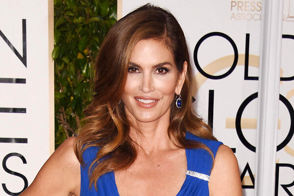 Синди Кроуфорд: «Я так сильно хотела ребенка, что была готова пожертвовать своей фигурой»