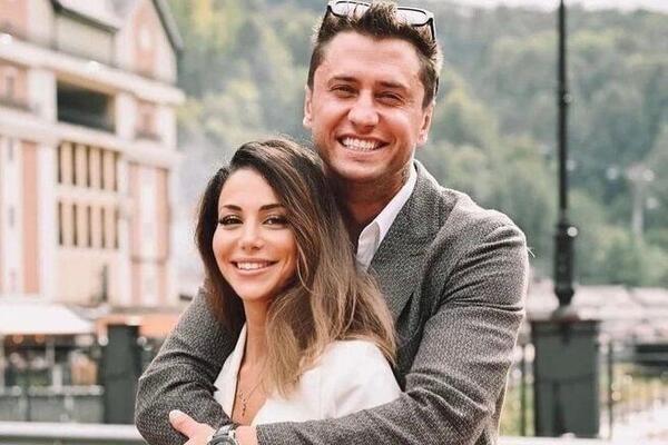 На этот раз девочка: Брутян сразила признанием о второй беременности