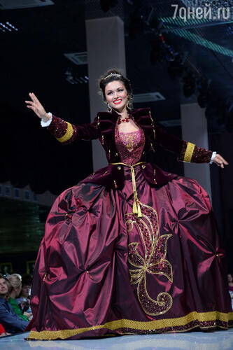 Юлия Такшина