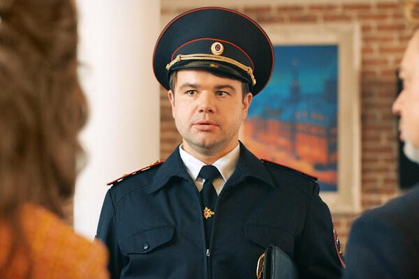 Звезда «Папиных дочек» потеряет имущество — по уши погряз в долгах