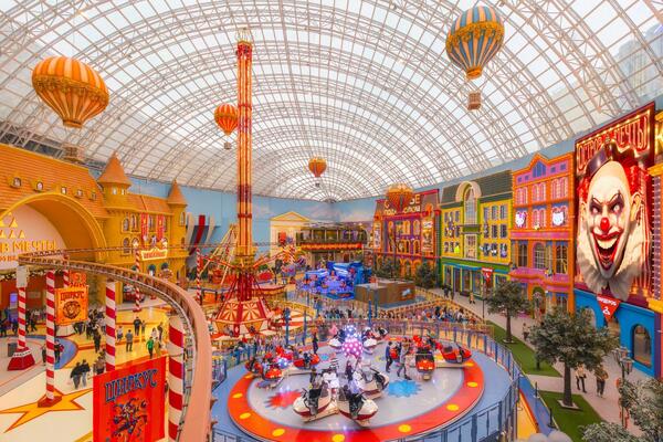 «Остров Мечты» и ГИТИС: уличный театр как искусство продюсирования и пространства