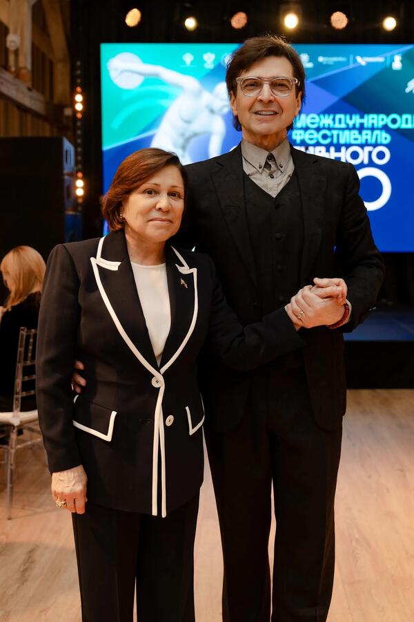 Ирина Роднина и Александр Анатольевич фото