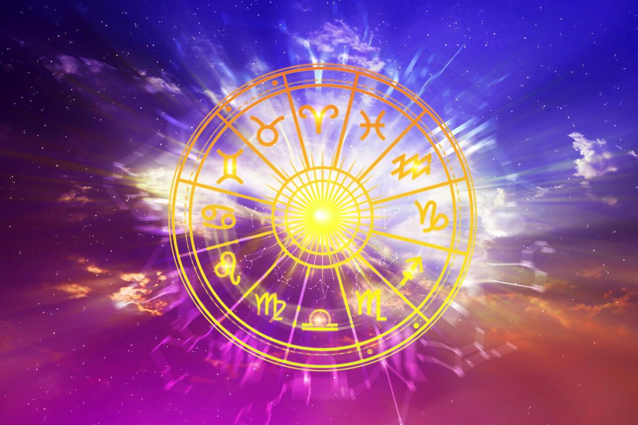 Гороскоп с 14 по 28 февраля для всех знаков зодиака. фото