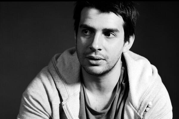 Получите билеты на концерт Петра Налича «Песни менестрелей»