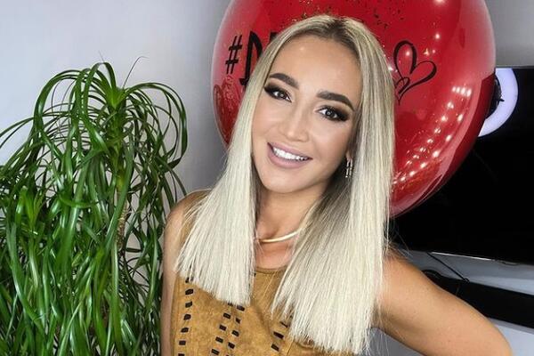 «Расстелю ковровую дорожку»: Бузова отпразднует новоселье в квартире за 120 миллионов