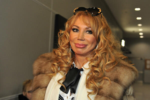 Нож рядом и барный стул: райдер Маши Распутиной насмешил народ