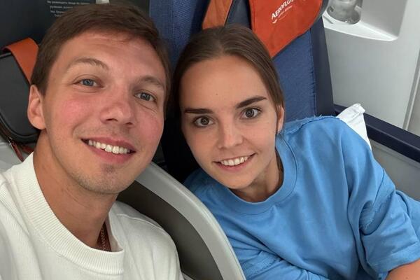 Первые кадры из свадебного путешествия Авериной и Соловьева — попали в рай 