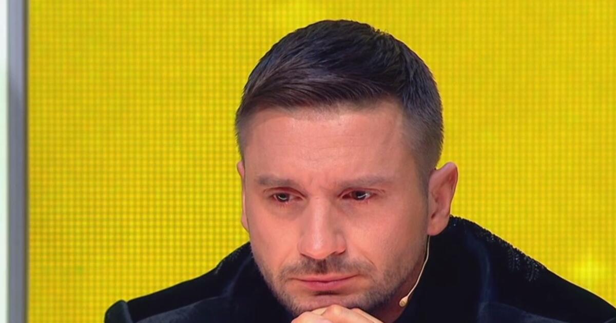 Sergei Lazarev forgets song lyrics during Moscow concert
