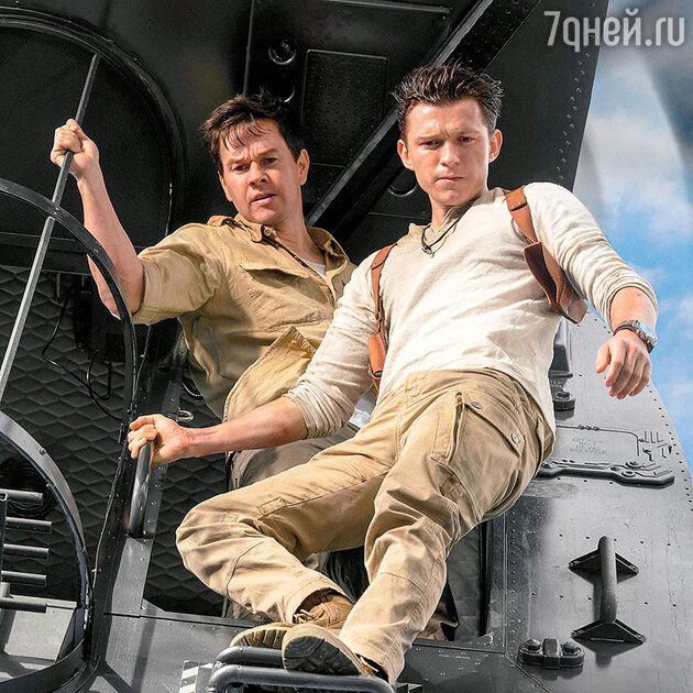 Марк Уолберг с Томом Холландом
