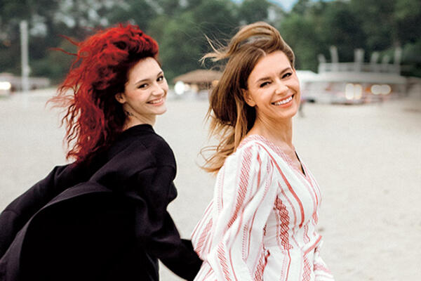 Дочки Толкалиной и Пересильд удивили Калининград