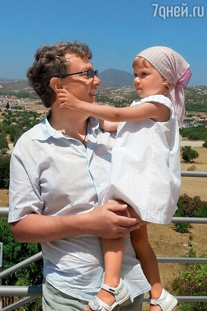 Вадислав Паулюс с дочкой Надей