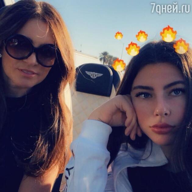 Ольга Крутая с дочкой Александрой