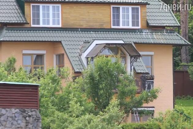 Дом Веры Брежневой и Константина Меладзе на Украине