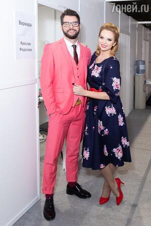 Варвара с сыном Ярославом Федосеевым на шоу «Две звезды. Отцы и дети» Варвара с сыном Ярославом Федосеевым на шоу «Две звезды. Отцы и дети»