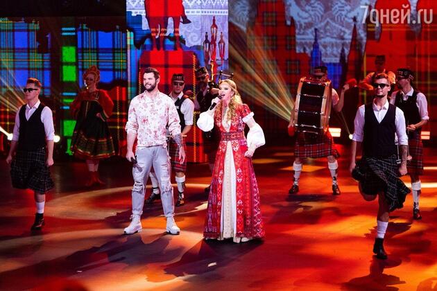 Варвара с сыном Ярославом Федосеевым на шоу «Две звезды. Отцы и дети» Варвара с сыном Ярославом Федосеевым на шоу «Две звезды. Отцы и дети»