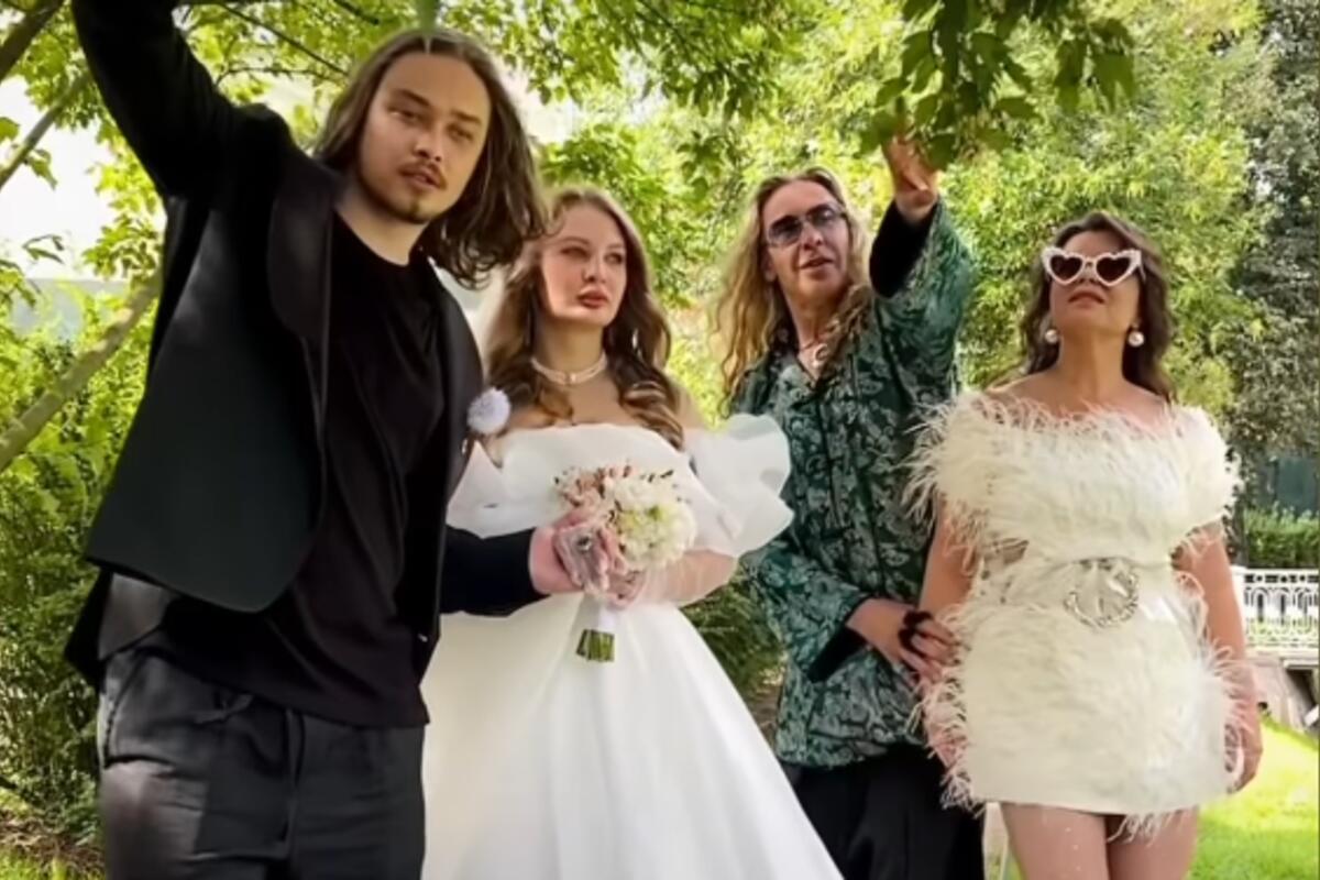 две тети секс сын 