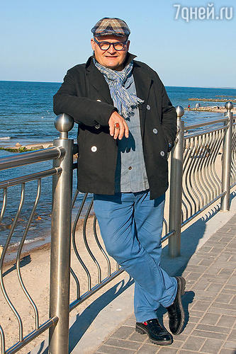 Александр Васильев