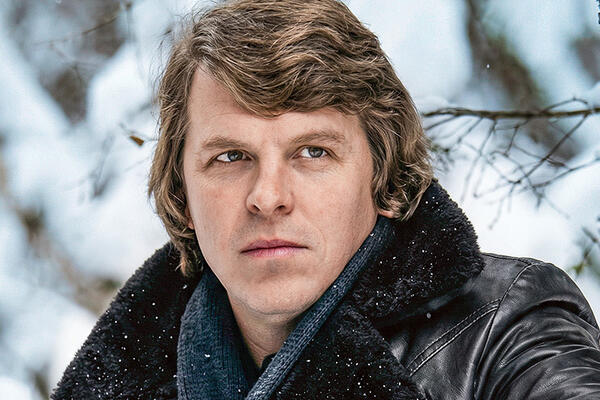 Михаил Кокшенов. Самый обаятельный и привлекательный