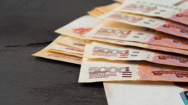 От детских пособий до пенсий: кому и на сколько поднимут выплаты в 2027 году