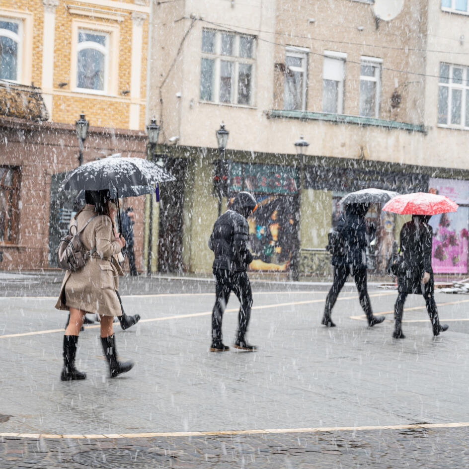 Очередной циклон обрушится на Москву — в Гидрометцентре призвали приготовиться к буйству стихии