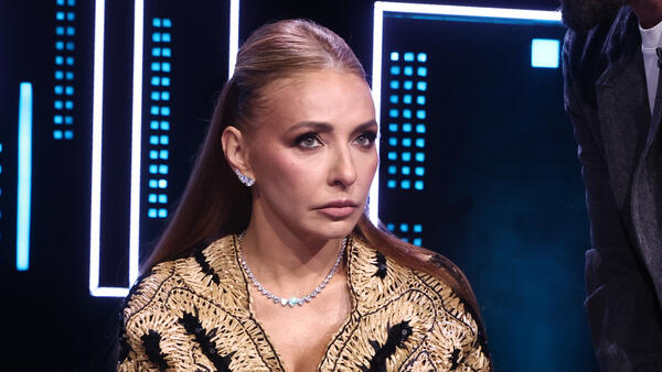 «Не к добру»: Навка надела на свадьбу Авериной тот же наряд, что и на кладбище