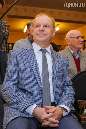 Авангард Леонтьев - фото Авангард Леонтьев - фото