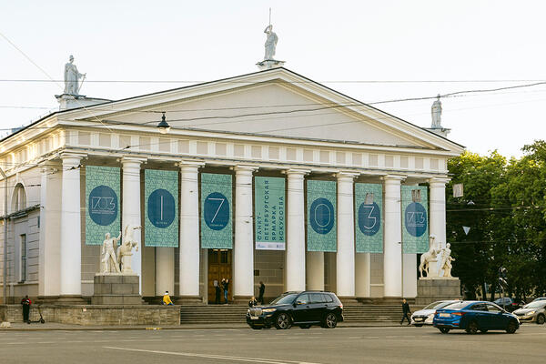 Петербург показал будущее искусства