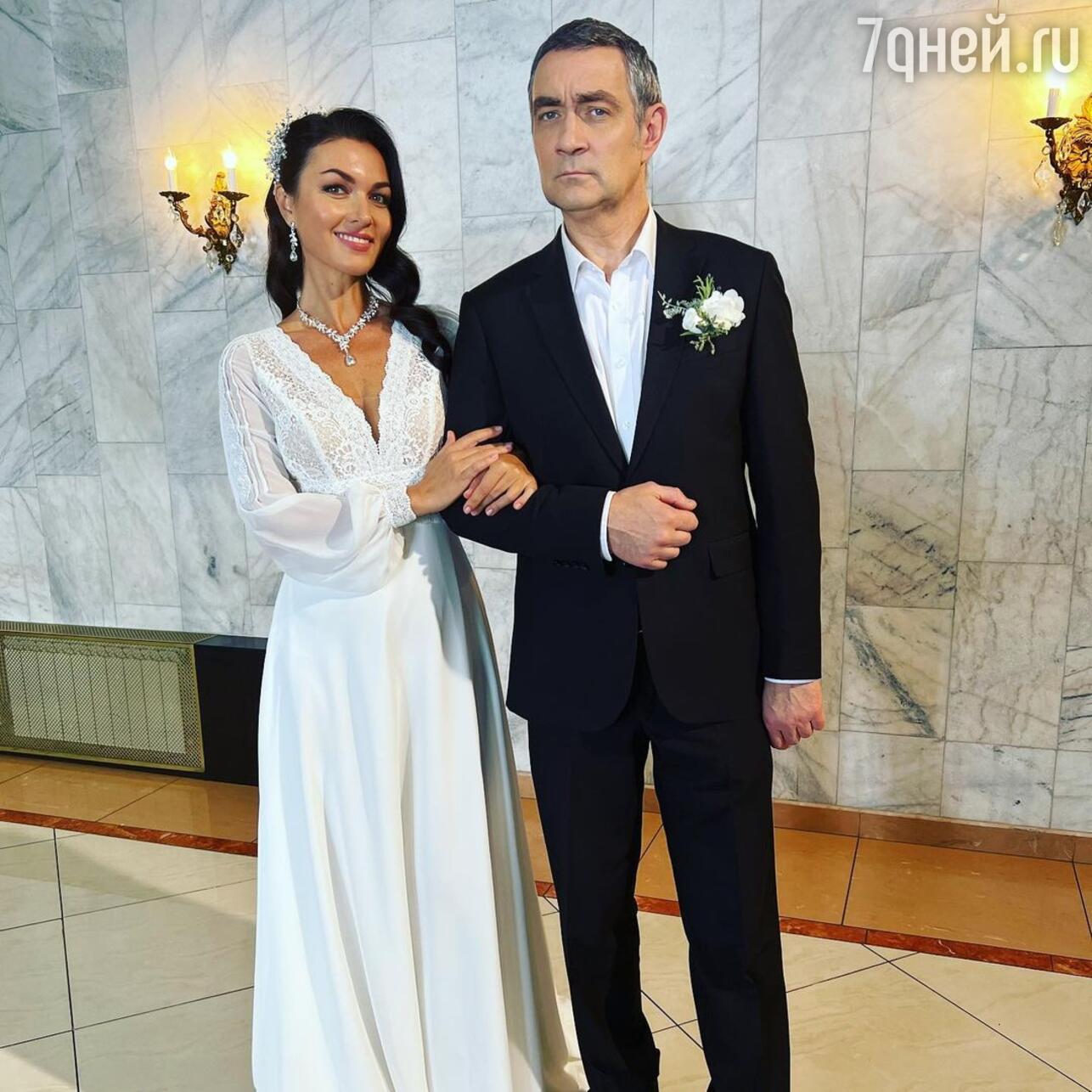Жених совсем седой: роскошная Такшина поделилась свадебными фото - 7Дней.ру