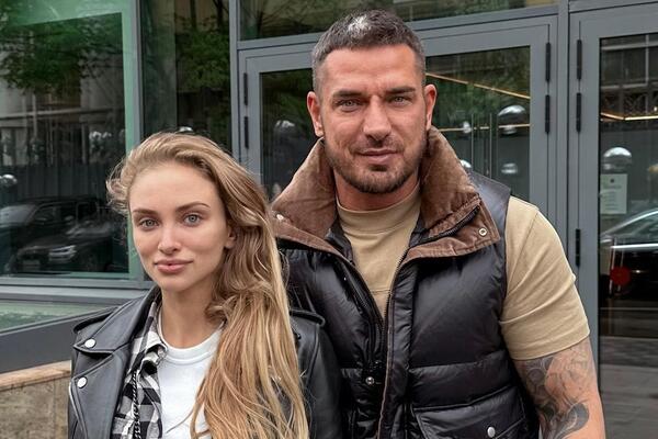 Сбежал, а собачку жалко! Вскрылась правда про эмиграцию Омарова 