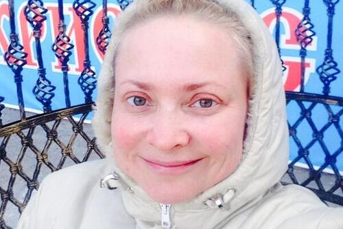 Светлана Пермякова сфотографировалась без макияжа