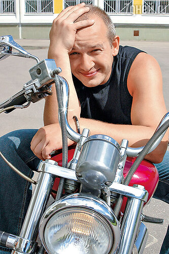 Дмитрий Марьянов