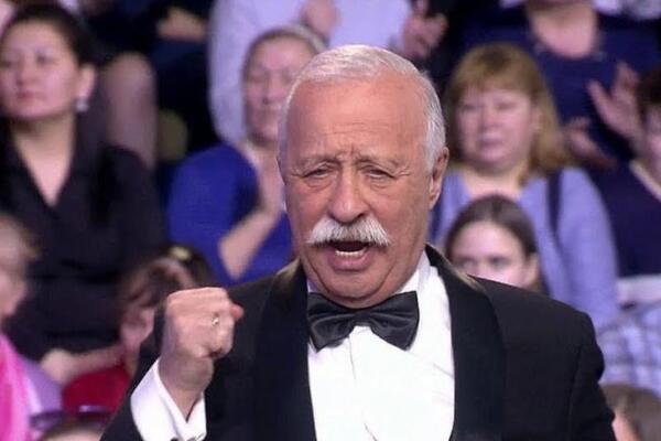 Телезрителей водят за нос: из-за чего на самом деле нервничает Леонид Якубович