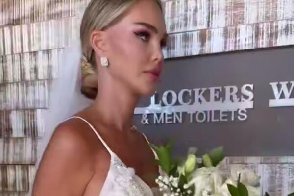 «Я снова невеста»: Погребняк неожиданно надела свадебное платье