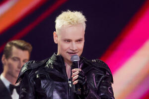 SHAMAN рассказал, какие подарки получает от Мизулиной