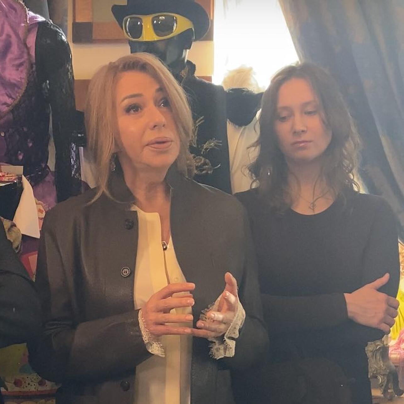 РљР&deg;Рє СЃР&micro;Р№С&Dagger;Р&deg;СЃ РІС&lsaquo;РіР&raquo;СЏРґРёС&sbquo; 24-Р&raquo;Р&micro;С&sbquo;РЅСЏСЏ РґРѕС&Dagger;СЊ РђРїРёРЅРѕР№, СЂРѕР&para;РґР&micro;РЅРЅР&deg;СЏ РѕС&sbquo; СЃСѓСЂСЂРѕРіР&deg;С&sbquo;РЅРѕР№ РјР&deg;С&sbquo;Р&micro;СЂРё вЂ&rdquo; СЂР&micro;РґРєРёР№ РІС&lsaquo;С&hellip;РѕРґ РІ СЃРІР&micro;С&sbquo;