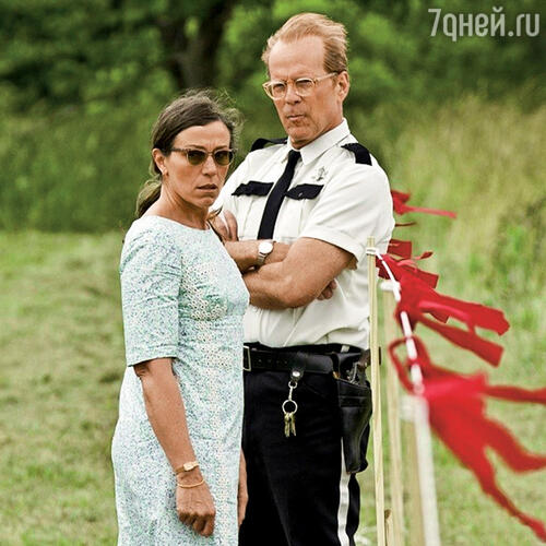 С Брюсом Уиллисом в фильме «Королевство полной луны». 2012 г.