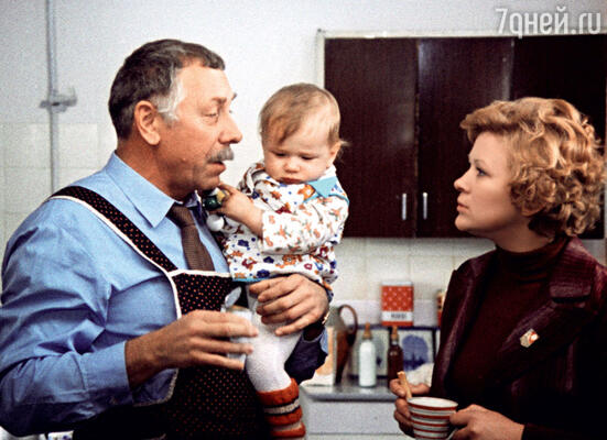 С Галиной Польских в комедии «По семейным обстоятельствам». 1977 г.