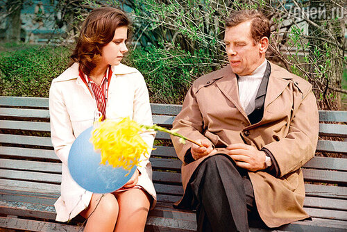 Георгий Жженов с Еленой Сафоновой в фильме «Ищу мою судьбу». 1974 г.