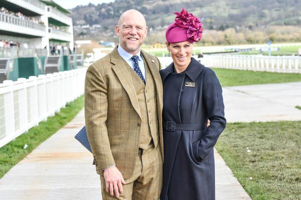 Внучка королевы Елизаветы отреагировала на то, что ее лишили титула  