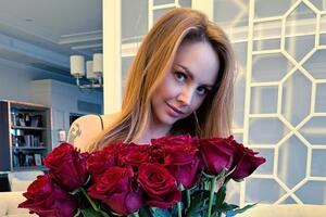 МакSим появилась в свадебном платье после сообщений о новом мужчине