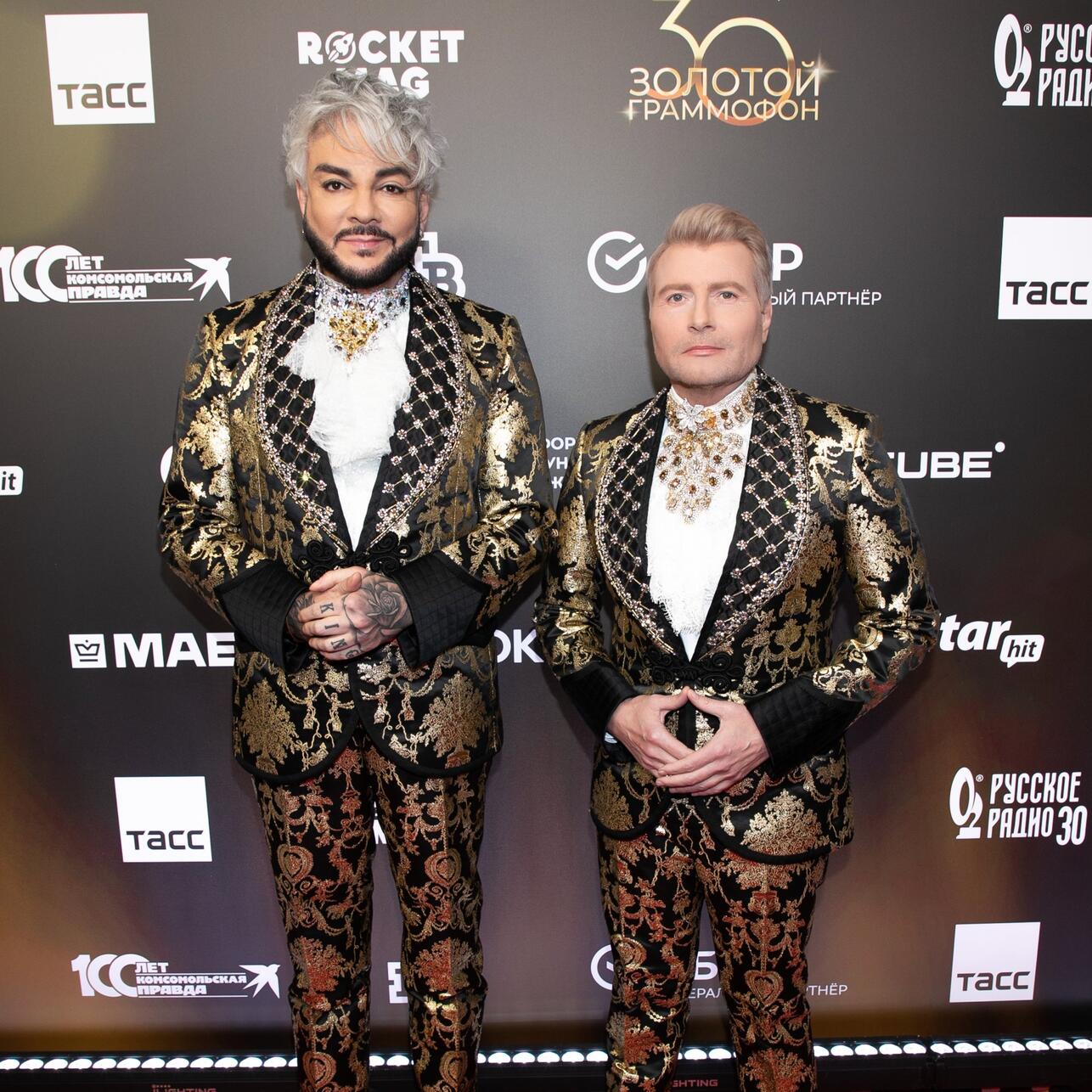 Басков и Киркоров, Лолита и Ёлка: звезды блеснули одинаковыми нарядами на юбилейном шоу «Русского Радио»