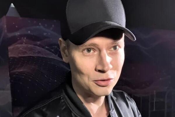 «Я всего лишь артист»: SHAMAN удивил всех своей скромностью на «Новой волне»
