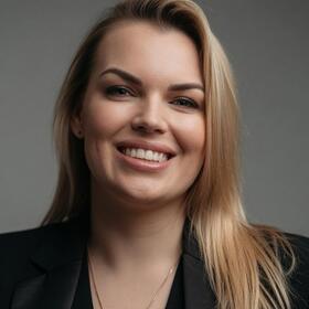 РђР»РёРЅР° Р’РёРґРµР»СЊРіР°СѓР·