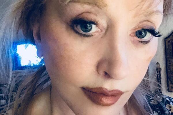 Испорченное пластикой лицо Пугачевой ужаснуло фанатов 