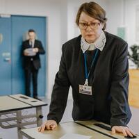 «Нас не возьмешь на слабо»: Аронова ведет банду олдскульных бабушек на тропу войны