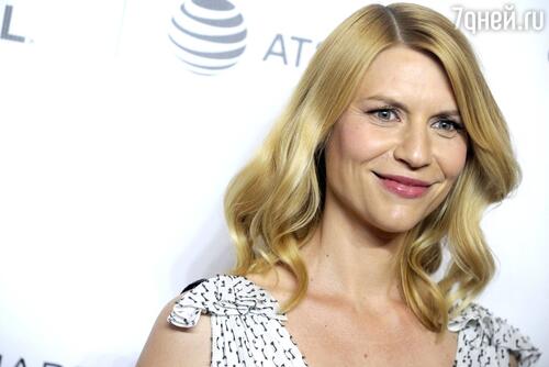 Алтын шілтерлі ақ көйлек