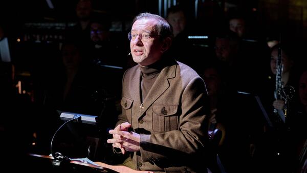 Хабенский, Дранга, Водолазкин сыграли на троих