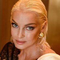 «Без пяти минут муж»: 46-летняя Волочкова родит ребенка банщику «Без пяти минут муж»: 46-летняя Волочкова родит ребенка банщику